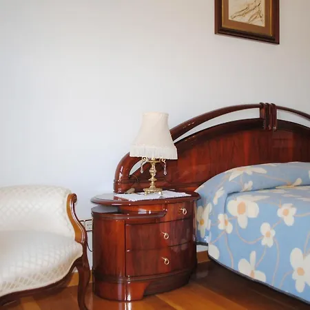 House - 4 Bedrooms With Pool, Wifi And Sea Views - 07739 Semesterbostad *
