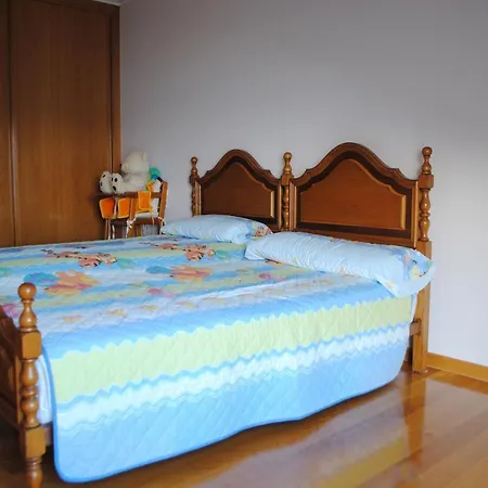 Semesterbostad House - 4 Bedrooms With Pool, Wifi And Sea Views - 07739 Combarro